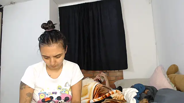 kathy luisa online show from December 15, 12:20 pm