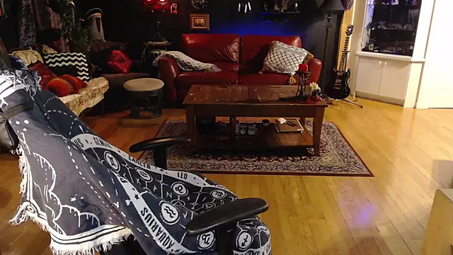 gothstripper online show from February 1, 1:34 am