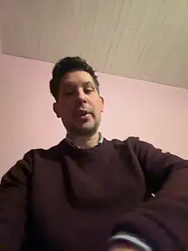 Snapshot of Taxidriver1988 chatting on January 22, 7:34 pm Taxidriver1988 online show from January 22, 7:34 pm