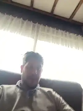 Snapshot of Taxidriver1988 chatting on February 5, 9:46 am Taxidriver1988 online show from February 5, 9:46 am