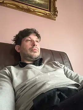 Snapshot of Taxidriver1988 chatting on February 7, 8:44 am Taxidriver1988 online show from February 7, 8:44 am