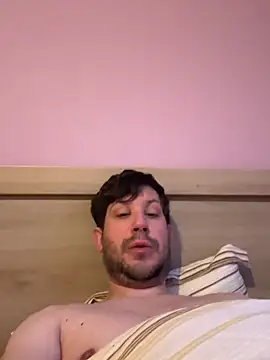 Snapshot of Taxidriver1988 chatting on February 10, 7:04 am Taxidriver1988 online show from February 10, 7:04 am