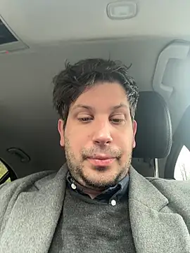 Snapshot of Taxidriver1988 chatting on February 27, 12:13 pm Taxidriver1988 online show from February 27, 12:13 pm