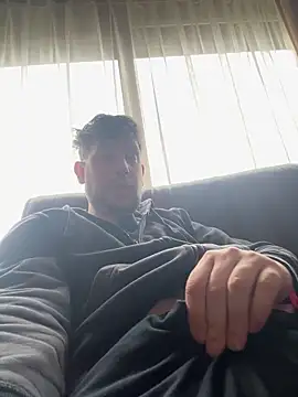 Snapshot of Taxidriver1988 chatting on March 11, 9:13 am Taxidriver1988 online show from March 11, 9:13 am