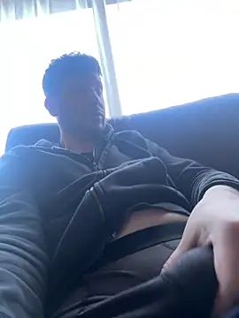 Snapshot of Taxidriver1988 chatting on March 14, 7:37 am Taxidriver1988 online show from March 14, 7:37 am