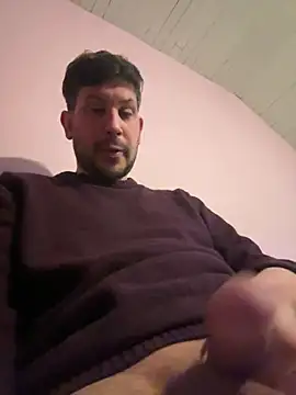 Snapshot of Taxidriver1988 chatting on March 16, 1:17 pm Taxidriver1988 online show from March 16, 1:17 pm