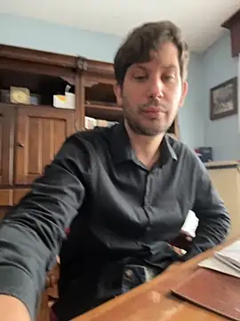 Snapshot of Taxidriver1988 chatting on September 23, 1:47 pm Taxidriver1988 online show from September 23, 1:47 pm