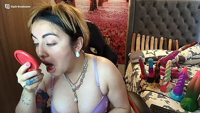 sofia23dirty online show from October 13, 8:31 pm