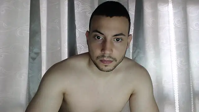 Armando 2002 online show from May 6, 3:06 pm
