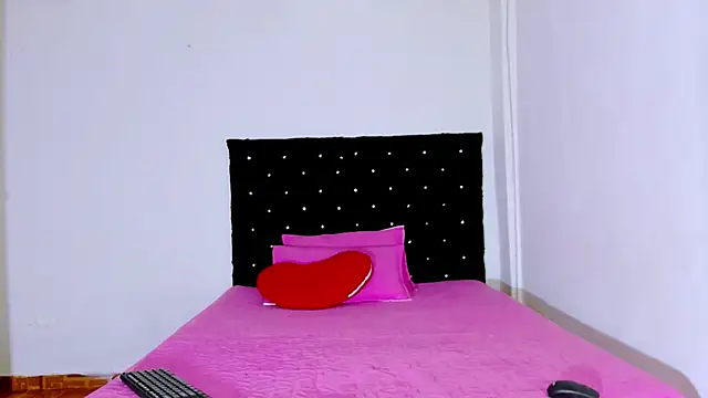 valen colombian69 online show from February 8, 4:14 am