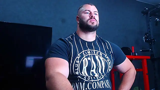muscularjohnforuX online show from June 4, 5:46 am