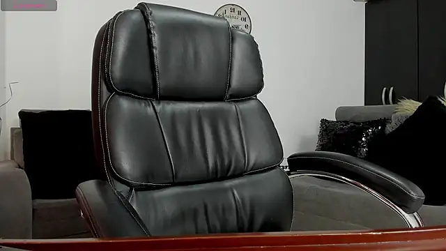 alissondomitt online show from March 4, 2:42 pm