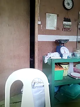 Snapshot of lickmepussy21 chatting on October 15, 4:56 am lickmepussy21 online show from October 15, 4:56 am