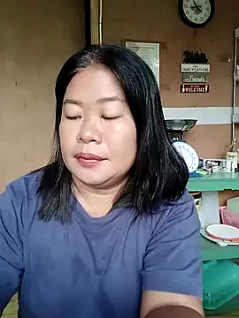 Snapshot of lickmepussy21 chatting on October 17, 10:34 pm lickmepussy21 online show from October 17, 10:34 pm