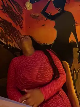 Snapshot of Hyra_Ari chatting on November 18, 4:44 pm Hyra Ari online show from November 18, 4:44 pm