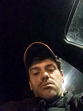 Snapshot of nero360 chatting on March 18, 8:15 pm nero360 online show from March 18, 8:15 pm