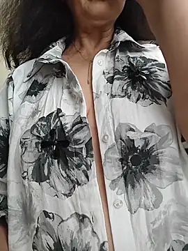 Snapshot of Susannemilf chatting on October 19, 5:24 pm Susannemilf online show from October 19, 5:24 pm