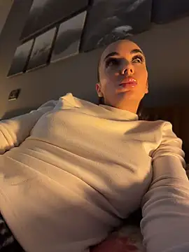 Bad Giorgia online show from April 13, 8:20 am