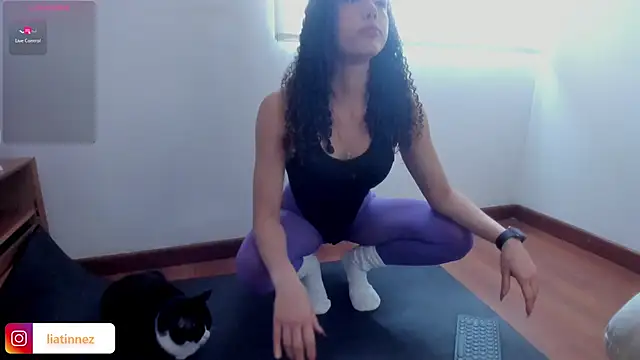 Lia Tinez online show from December 21, 7:49 pm