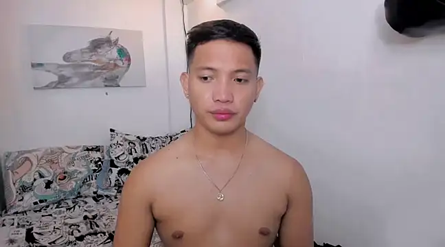 Snapshot of xSebastian19 chatting on February 27, 10:04 am xSebastian19 online show from February 27, 10:04 am