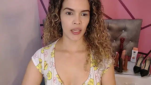 greatASS Latina online show from November 14, 11:31 am