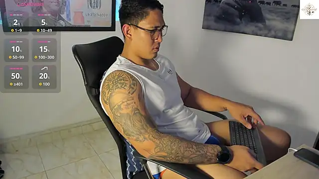 Colton Massif online show from October 22, 8:52 pm