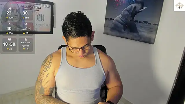 Colton Massif online show from November 8, 11:25 pm