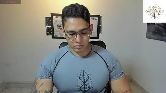 Colton Massif online show from November 30, 10:58 pm