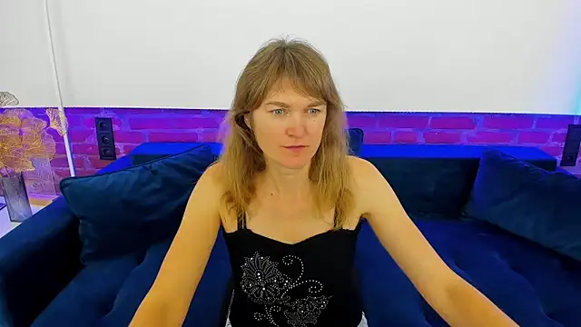 Snapshot of Anabell_xxx chatting on November 29, 6:38 am Anabell xxx online show from November 29, 6:38 am