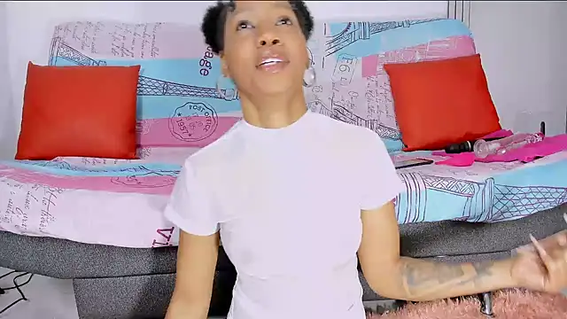 Sweetcocoa- online show from December 5, 6:55 pm