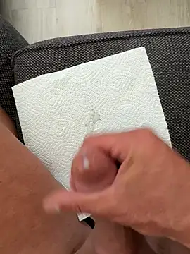 funfunfouryou69 online show from June 25, 1:26 pm