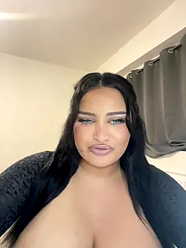 Snapshot of EmiliaPetrova chatting on November 9, 9:24 pm EmiliaPetrova online show from November 9, 9:24 pm