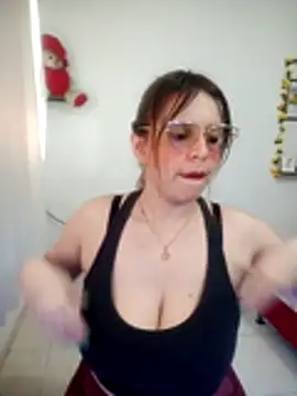 lorenitabella online show from March 30, 8:43 pm