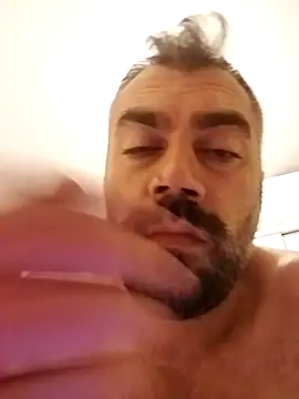Snapshot of kevgir08 chatting on July 7, 6:34 pm kevgir08 online show from July 7, 6:34 pm