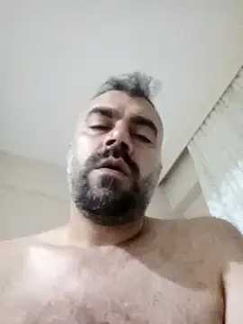 Snapshot of kevgir08 chatting on July 17, 12:39 am kevgir08 online show from July 17, 12:39 am