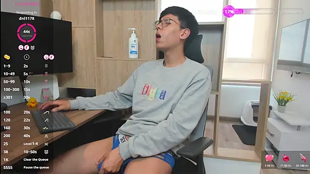 Jacob-Evans  online show from January 11, 8:10 pm