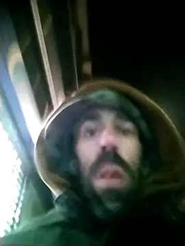 Snapshot of zorrito86 chatting on December 2, 4:31 am zorrito86 online show from December 2, 4:31 am