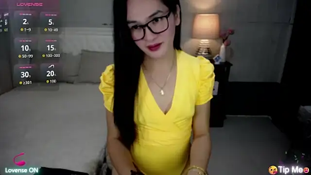 xAsianSweetHeart online show from June 5, 11:21 pm