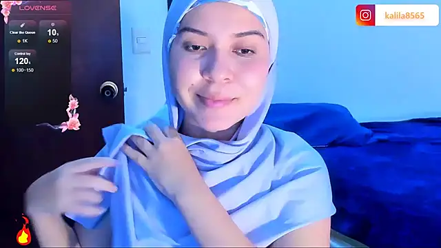 MatchedEyebrow online show from February 3, 9:53 pm