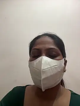 Snapshot of katrina_0143 chatting on December 17, 12:44 pm katrina 0143 online show from December 17, 12:44 pm