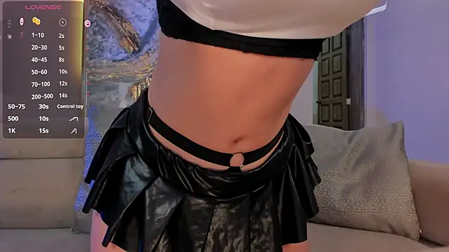 MadelineFox online show from February 9, 8:11 am