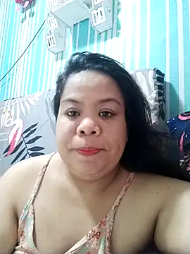 xxsweetshybabe online show from October 15, 4:34 am