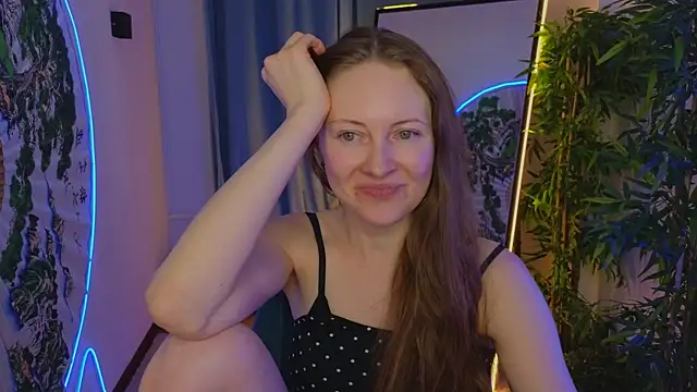 freya nilsson online show from December 7, 6:59 pm