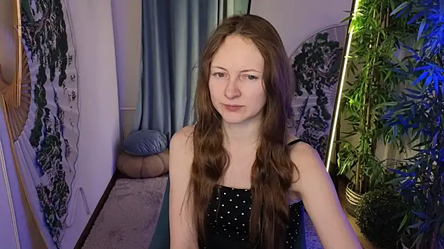 freya nilsson online show from December 15, 4:48 pm