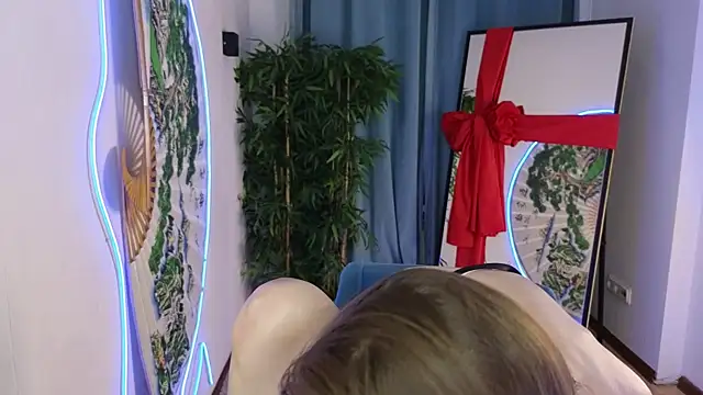 freya nilsson online show from January 14, 12:24 pm