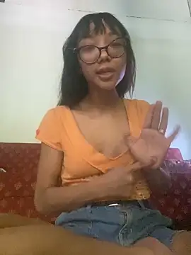 Snapshot of Karmakuro chatting on September 22, 8:22 pm Karmakuro online show from September 22, 8:22 pm