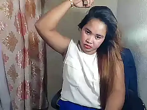 PinayGirl23 online show from December 6, 5:09 am