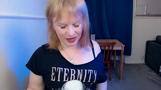 Scotty Hottie online show from April 4, 10:07 pm