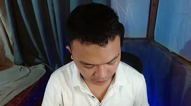 Snapshot of xsweetasian69x chatting on January 5, 2:08 pm xsweetasian69x online show from January 5, 2:08 pm