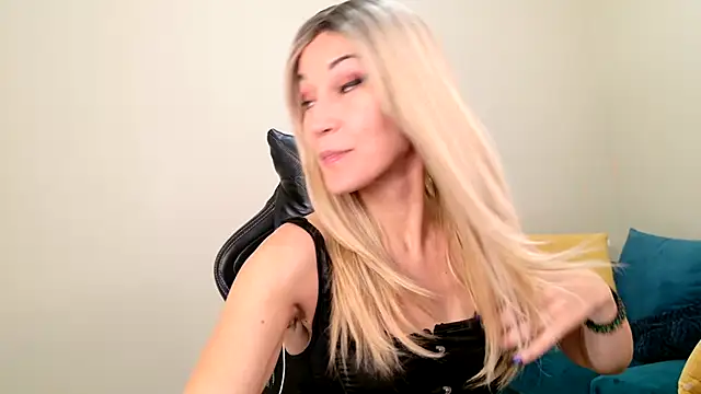 EveEnigma online show from January 17, 6:02 pm